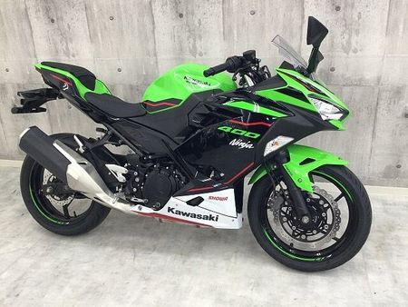 カワサキ ニンジャ 400 【マル得】 Ninja 400【バイク王認定中古車】 KRT Edition 2022年モ 3