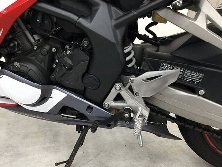 ホンダ CBR250RR (MC51) 【バイク王認定中古車】CBR250RR 2017年モデル モリワキマフラー バーエンド 社 32