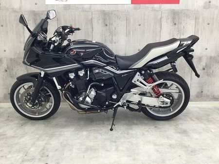 ホンダ CB1300スーパーボルドール CB1300 SUPER BOL D'OR ABS エンジンガード 2019年モデル イン 5