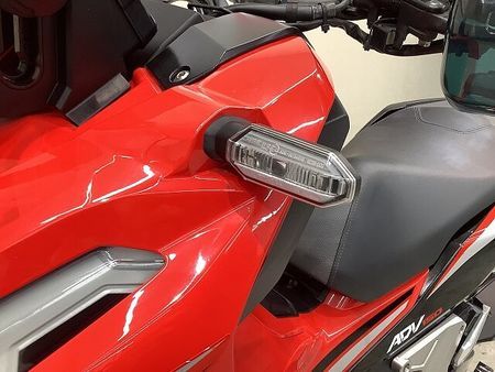 ホンダ ADV150 ADV150 2020年モデル・KF38型・ナックルガード・リアキャリア装備車両 34