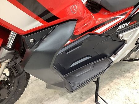 ホンダ ADV150 ADV150 2020年モデル・KF38型・ナックルガード・リアキャリア装備車両 36