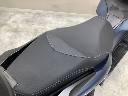 ホンダ PCX125 PCX グリップヒーター・リアキャリア・リアボックス装備車両 29