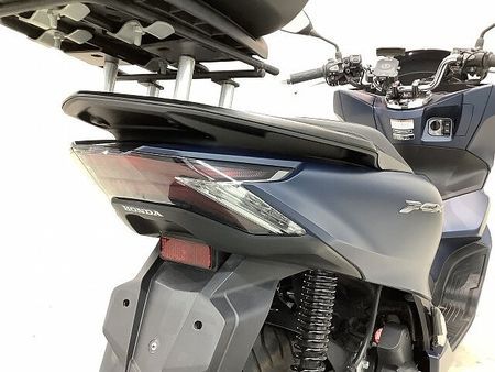 ホンダ PCX125 PCX グリップヒーター・リアキャリア・リアボックス装備車両 33