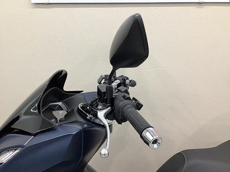 ホンダ PCX125 PCX グリップヒーター・リアキャリア・リアボックス装備車両 35