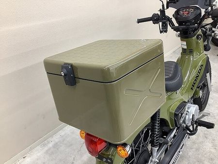 ホンダ クロスカブ110 クロスカブ110 2018年モデル・JA45型・スクリーン・リアボックス装備 18