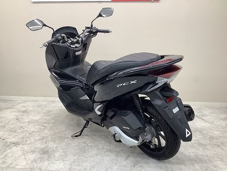ホンダ PCX125 PCX 2018年モデル・JF81型・低走行・シートカバーカスタム車両!! 5
