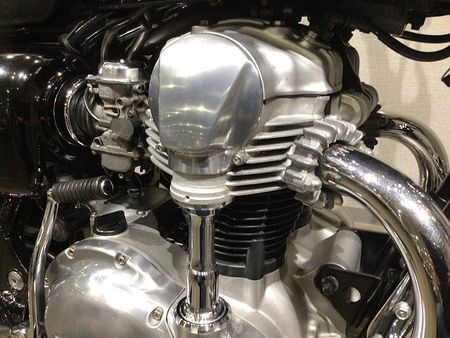 カワサキ W650 W650 EJ650A型2008年モデル 最終型 純正エンジンガード・サイドバッグサポート 23