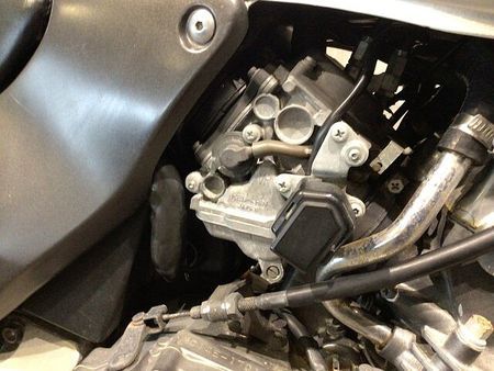 ホンダ ホーネット250 ホーネット250 MC31型2000年モデル エンジンスライダー・前後ウインカー等カスタム 24