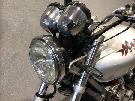 ホンダ ホーネット250 ホーネット250 MC31型2000年モデル エンジンスライダー・前後ウインカー等カスタム 32