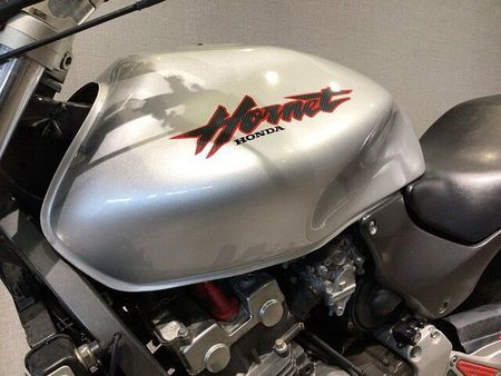 ホンダ ホーネット250 ホーネット250 MC31型2000年モデル エンジンスライダー・前後ウインカー等カスタム 35