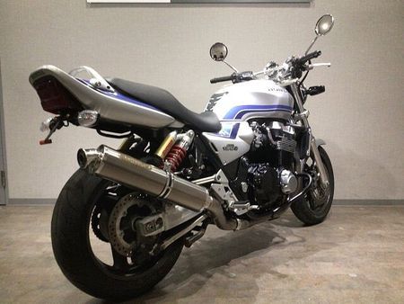 ホンダ CB1300スーパーフォア CB1300スーパーフォア SC40型1999年モデル テックサーフ製フルエキマフラー・ハ 4