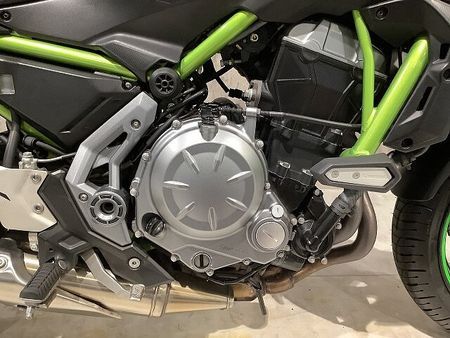 カワサキ Z650 Z650 2019年モデル ドラレコ装備 スクリーン トップケース フェンダーレス 11