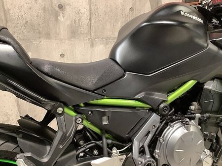 カワサキ Z650 Z650 2019年モデル ドラレコ装備 スクリーン トップケース フェンダーレス 22