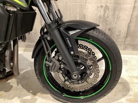 カワサキ Z650 Z650 2019年モデル ドラレコ装備 スクリーン トップケース フェンダーレス 10