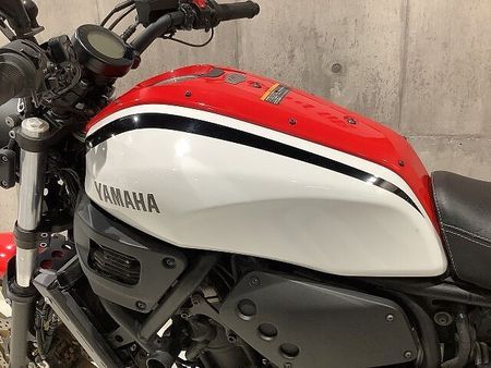 ヤマハ XSR700 XSR700 2020年モデル グリップヒーター USB装備 35