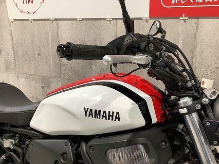 ヤマハ XSR700 XSR700 2020年モデル グリップヒーター USB装備 8