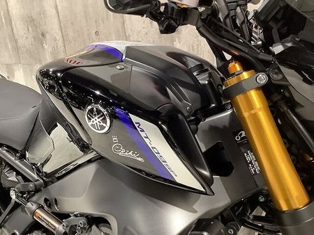ヤマハ MT-09 MT-09 SP SP忠雄製マフラー タナックス製スマートライドモニター装備 パフォーマン 11
