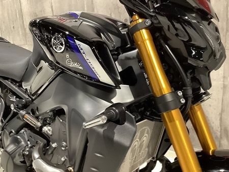 ヤマハ MT-09 MT-09 SP SP忠雄製マフラー タナックス製スマートライドモニター装備 パフォーマン 17