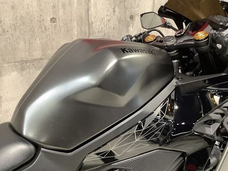 カワサキ ZX-25R ZX-25R SE 2023年モデル キジマ製フェンダーレス ベビーフェイス製ステップ U 13