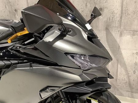 カワサキ ZX-25R ZX-25R SE 2023年モデル キジマ製フェンダーレス ベビーフェイス製ステップ U 9