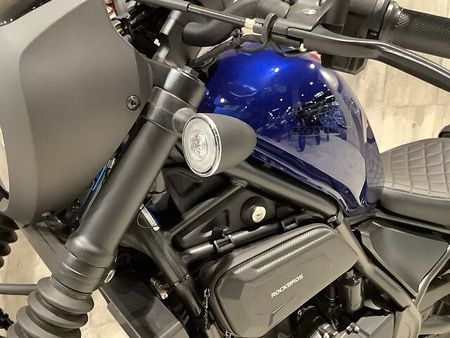 ホンダ レブル 250 レブル250 2021年モデル バックレスト スリムUSB ロックブロス製サイドバック サ 31
