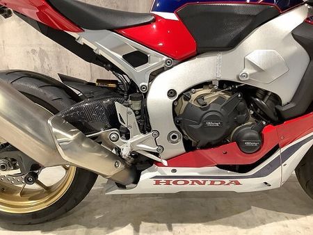 ホンダ CBR1000RR CBR1000RR SP 2018年モデル 一人乗仕様 フェンダーレス USB装備 18