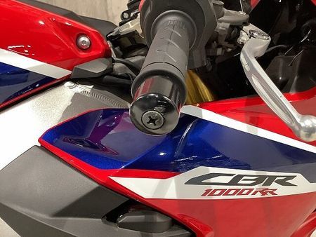 ホンダ CBR1000RR CBR1000RR SP 2018年モデル 一人乗仕様 フェンダーレス USB装備 28