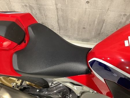 ホンダ CBR1000RR CBR1000RR SP 2018年モデル 一人乗仕様 フェンダーレス USB装備 33