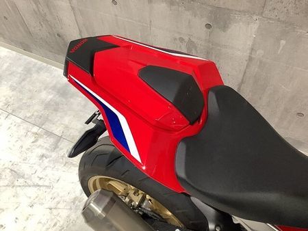 ホンダ CBR1000RR CBR1000RR SP 2018年モデル 一人乗仕様 フェンダーレス USB装備 34