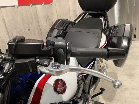 ホンダ CB1300スーパーボルドール CB1300スーパーボルドール SP ホンダ純正フルパニア エンジンガード フォグランプ 30