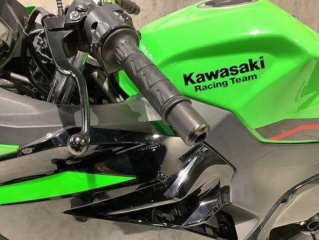 カワサキ ニンジャ 250 NINJA250KRTエディション 2カメドラレコ トリックスター製エンジンスライダー 38