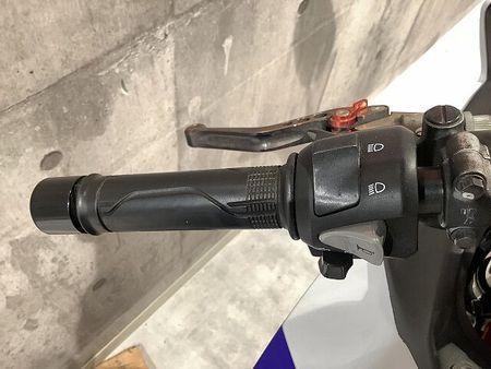ホンダ CBR400R CBR400R 2013年モデル マルチバー USB電源装備!! 23