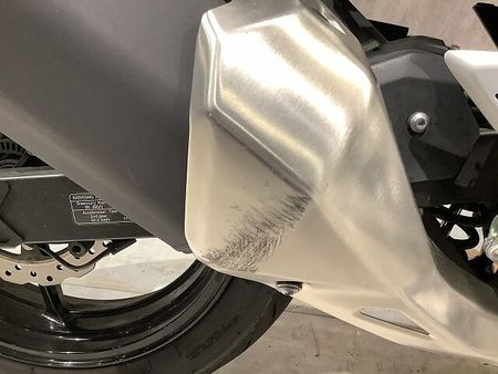 カワサキ Z250 Z250 2019年モデル アクティブ製ナンバーサイドウィンカー エンジンスライダー 電圧 20