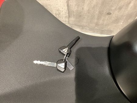 カワサキ Z250 Z250 2019年モデル アクティブ製ナンバーサイドウィンカー エンジンスライダー 電圧 23