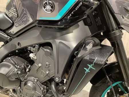 ヤマハ MT-09 MT-09 2024年モデル クイックシフター標準装備!! 10