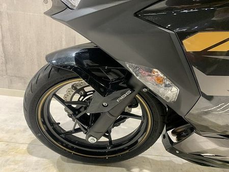 カワサキ ニンジャ 400 NINJA400 2022年モデル ワンオーナー トリックスター製エンジンスライダー 37