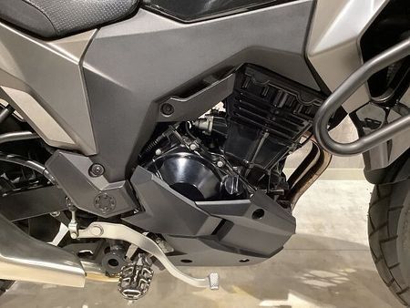 カワサキ VERSYS-X 250 ベルシス-X250 2018年モデル フルパニア エンジンガード フォグランプ装備!! 11