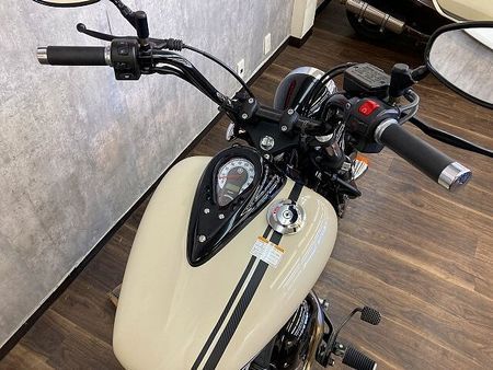 ヤマハ ドラッグスター400 ドラッグスター400 2014年モデル USB1口 サドルバッグ付き!! 32
