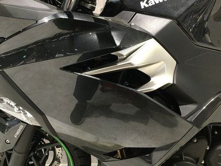 カワサキ ニンジャ 250 NINJA250 2022年モデル マルチバー装備 37