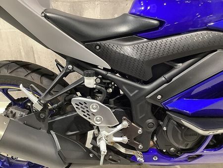 ヤマハ YZF-R25 YZF-R25 2020年モデル オフセットプレート UKレバー マルチバー一体式USB装 18