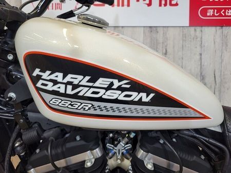 ハーレーダビッドソン XL883R XL883RI・バッテリー新品・LEDヘッドライト・オーリンズサス・極小ウインカー・チンス 19