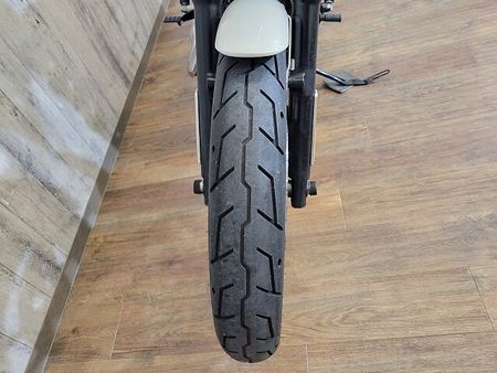ハーレーダビッドソン XL883R XL883RI・バッテリー新品・LEDヘッドライト・オーリンズサス・極小ウインカー・チンス 25