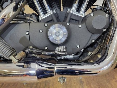 ハーレーダビッドソン XL883R XL883RI・バッテリー新品・LEDヘッドライト・オーリンズサス・極小ウインカー・チンス 28