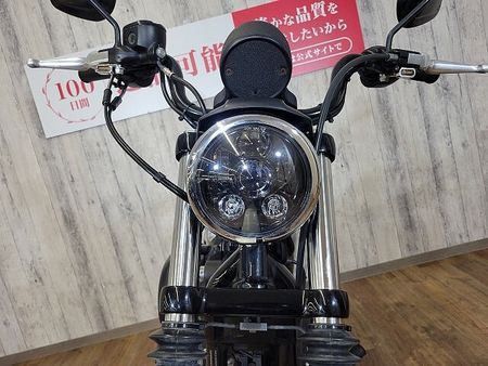 ハーレーダビッドソン XL883R XL883RI・バッテリー新品・LEDヘッドライト・オーリンズサス・極小ウインカー・チンス 33
