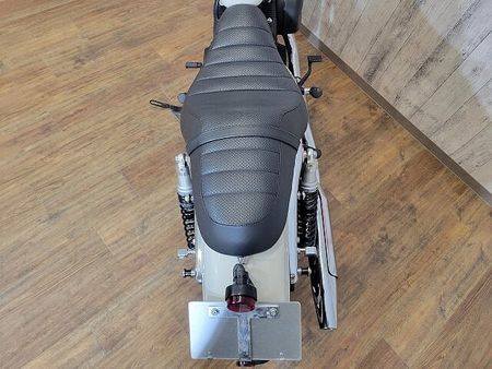 ハーレーダビッドソン XL883R XL883RI・バッテリー新品・LEDヘッドライト・オーリンズサス・極小ウインカー・チンス 37