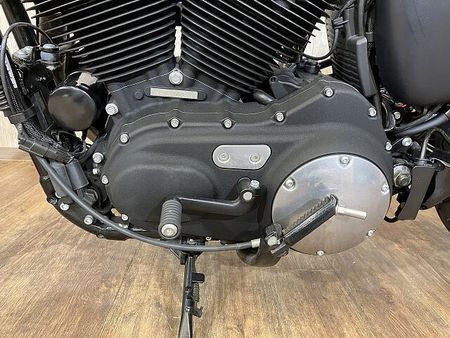 ハーレーダビッドソン XL883N SPORTSTER IRON XL883N アイアン・バッテリー新品・サイドバックサポート・サイドバック・ダークスモーク 35