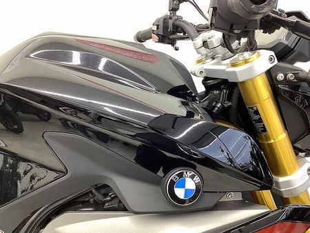 BMW G310R G310R G31AA型 リアボックス装備 23