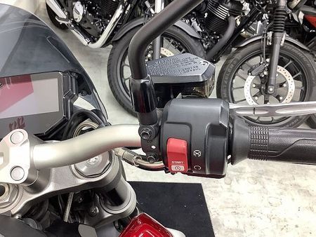 ホンダ CB1000R (2018-) CB1000R キー2本 ETC1.0・グリップヒーター・クイックシフター標準装備車両 19