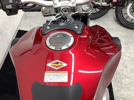 ホンダ CB1000R (2018-) CB1000R キー2本 ETC1.0・グリップヒーター・クイックシフター標準装備車両 23