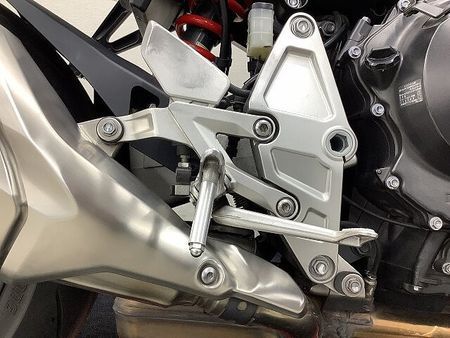 ホンダ CB1000R (2018-) CB1000R キー2本 ETC1.0・グリップヒーター・クイックシフター標準装備車両 31
